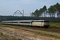 Du côté de Buglose, voila la BB 9323 sur le CIC Tarbes - Bordeaux le 27.09.2008